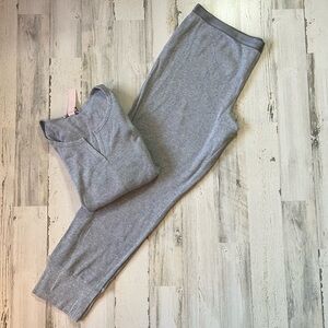 Victoria’s Secret Women’s NWT Long Sleeve Gray Pajama Set Size XXL